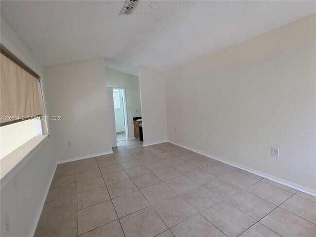 15201 Glenmoor Dr Unidad 15201