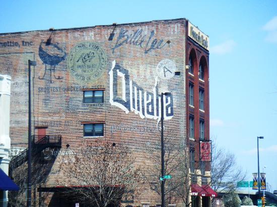 Building Photo - 4680 Polk St Unit 4