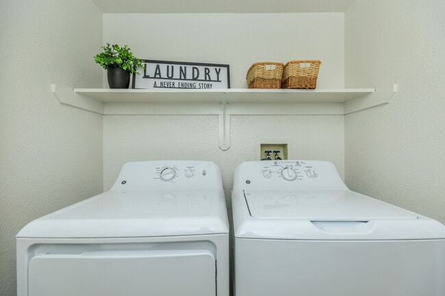 Papillon Apartment Homes