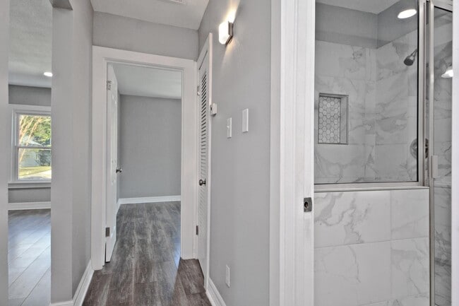 Photo - 3834 Rosedale St
