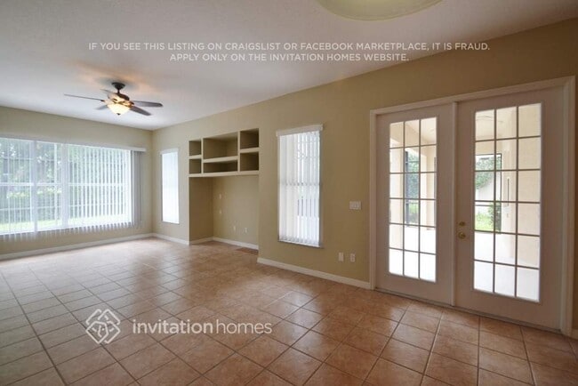 Photo - 726 Lakeworth Cir