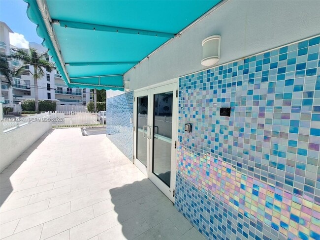 Photo - 2011 Bay Dr Unidad 1