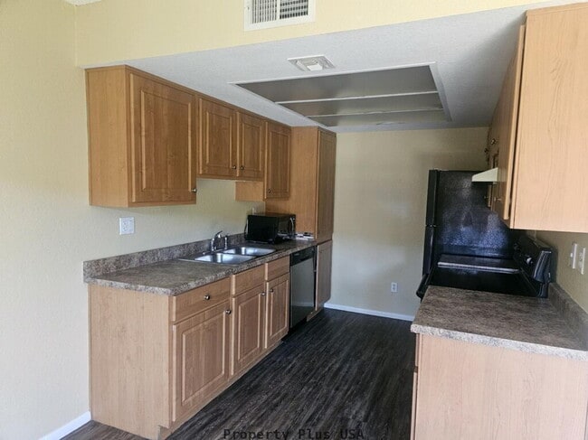 Photo - 3810 N Maryvale Pkwy Unit 2073