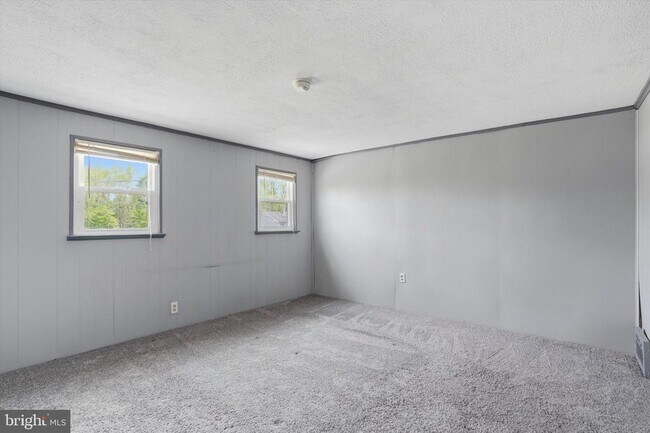 Photo - 847 Faust Rd Unidad FLOOR 2