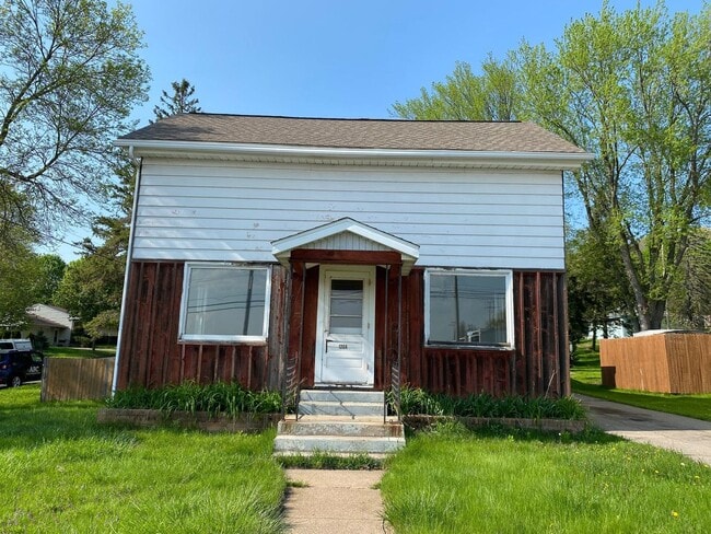 Building Photo - 3 Bed 1 Bath Single Family Home in Wausau ...