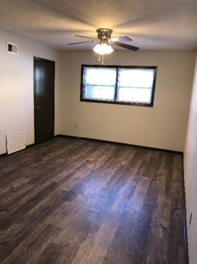 Photo - 1320 E 38th St