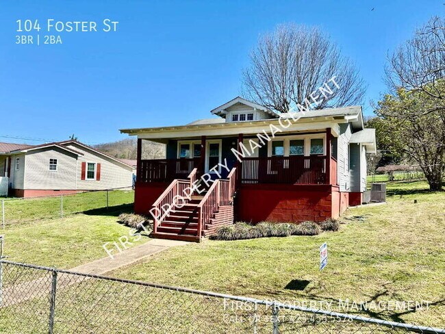 Photo - 104 Foster St