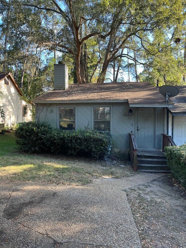 Photo - 2077 Hanover Ct