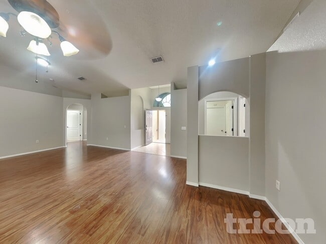 Photo - 1617 Taylor Brooke Dr