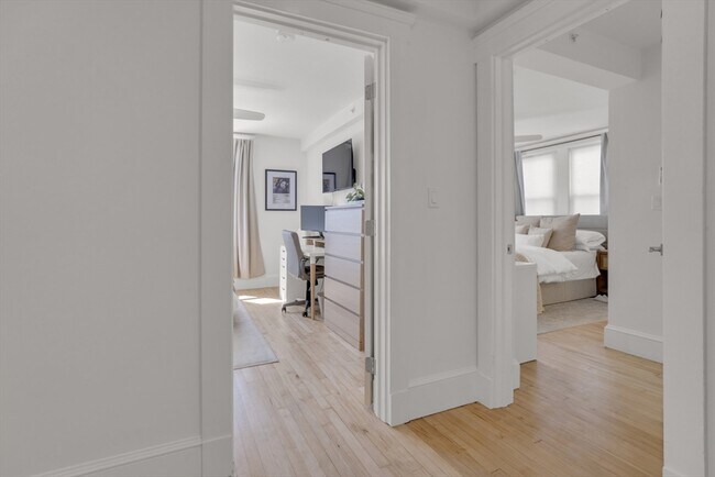 Photo - 26 Bradlee Rd Unit 402