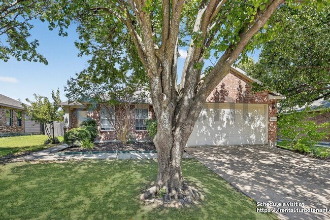 Building Photo - 9100 Warren Dr