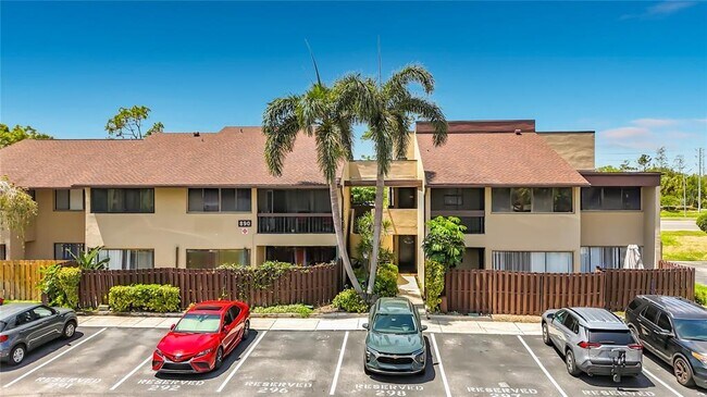 Photo - 890 N Village Dr Unit 204