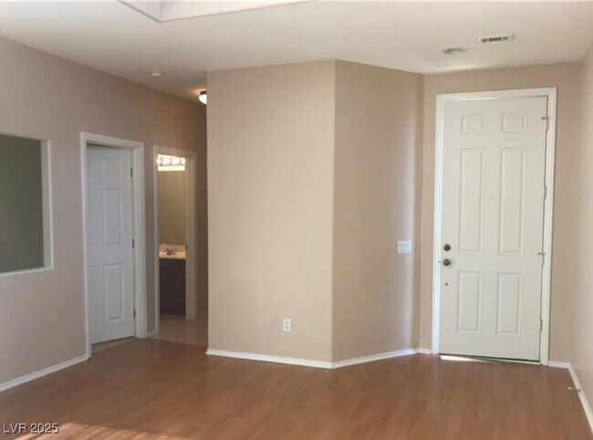 Photo - 7689 Mocorito Ave