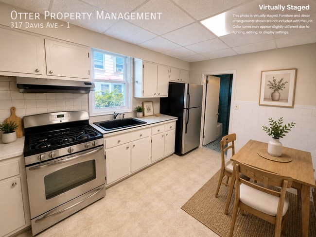 317 Davis Ave Unit 1