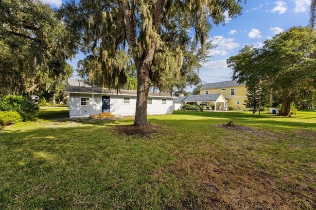 Photo - Adorable Newly Renovated 3/2 on Amelia Isl...