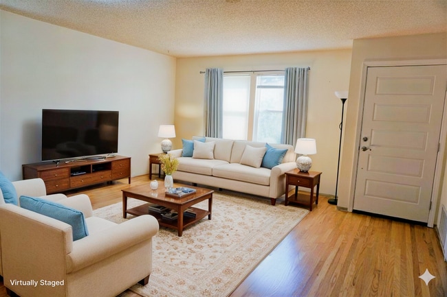 Photo - 5677 Calpine Dr