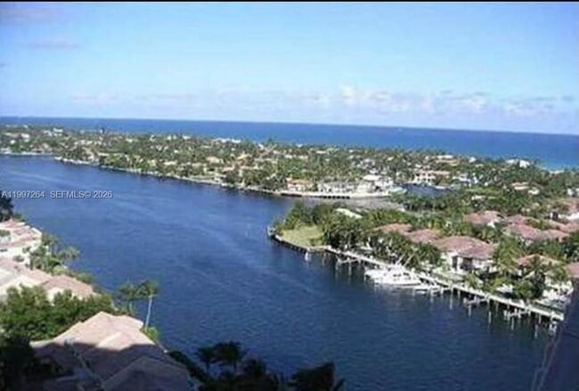 Photo - 19355 Turnberry Way Unidad 16L