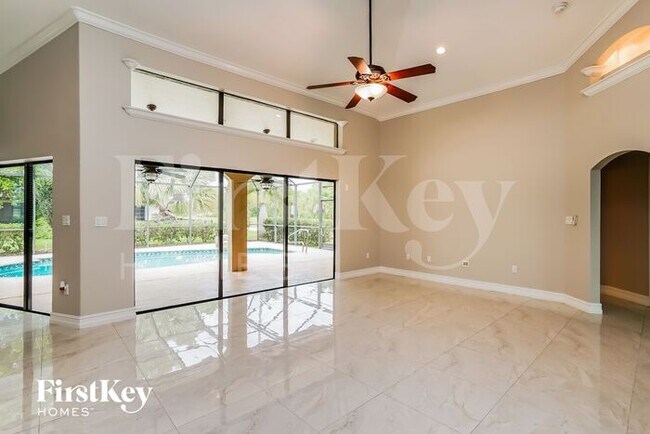 Photo - 126 NE 17th Ave