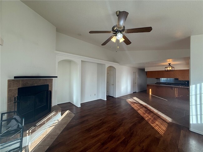 Photo - 2855 N Central St