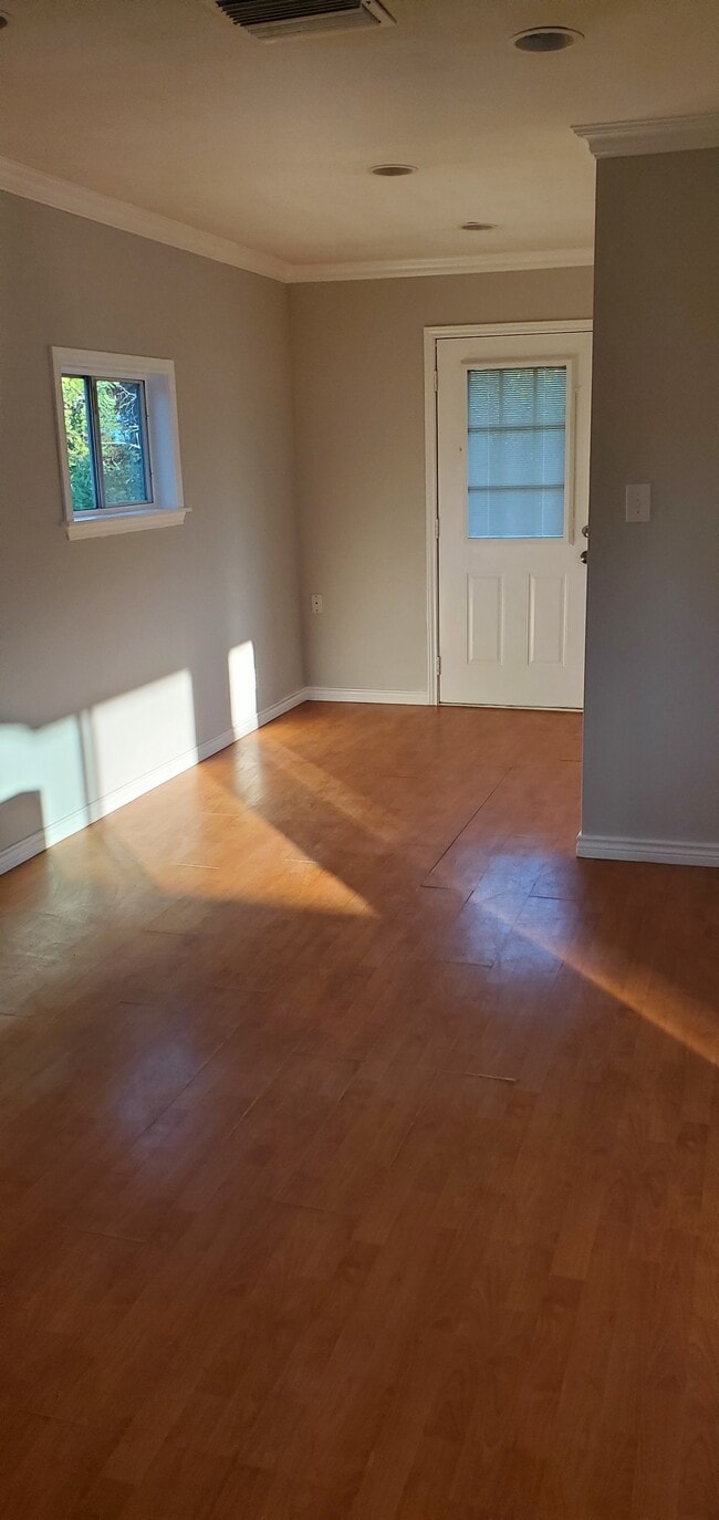 Photo - 900 Hill Top Dr