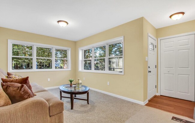 Photo - Bright 2 Bedroom, 1 Bath Ranch Style Home in Harrisburg, Pa!