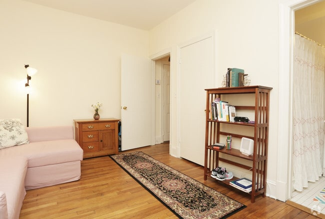 Chadford Apartments