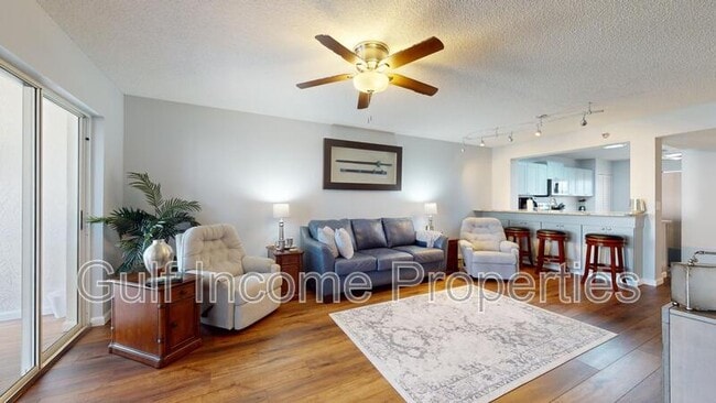 Photo - 3980 Ironwood Circle Unidad 305