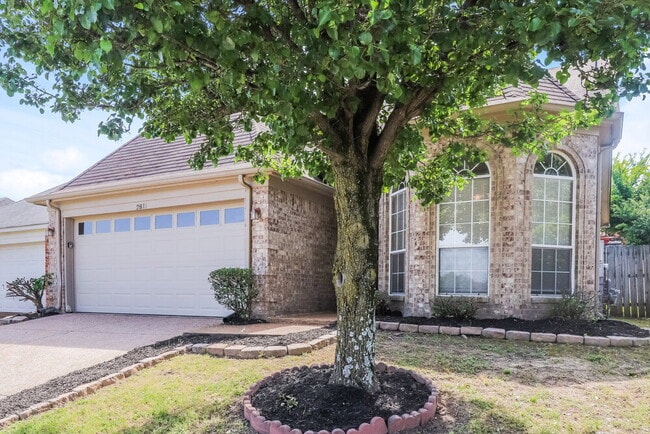 2811 Misty Bay Dr