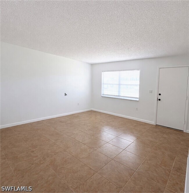 Photo - 3325 Arpt Rd S Unit T4