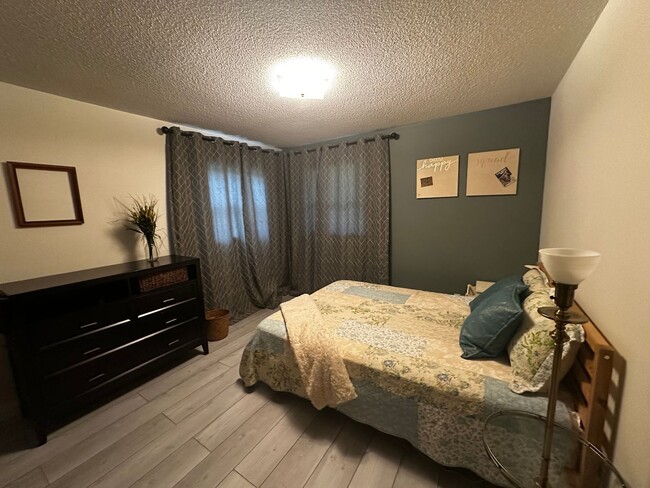 Photo - 3-bedroom, 1.5 bathroom, fully furnished home