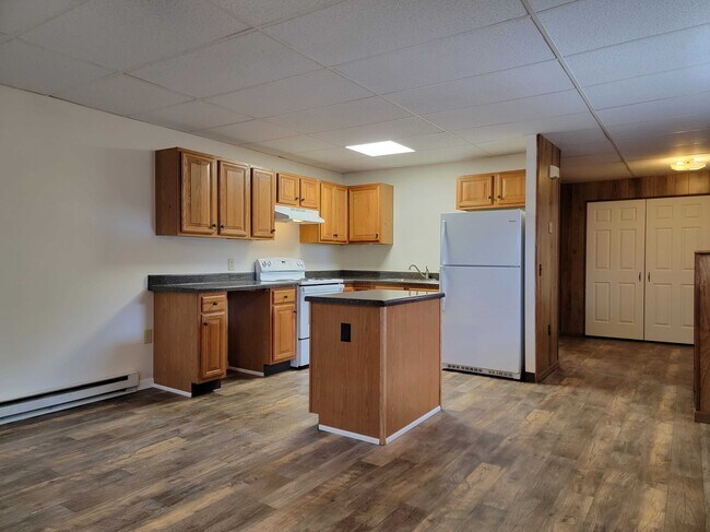 Photo - 84 Gross St Unit Apt B