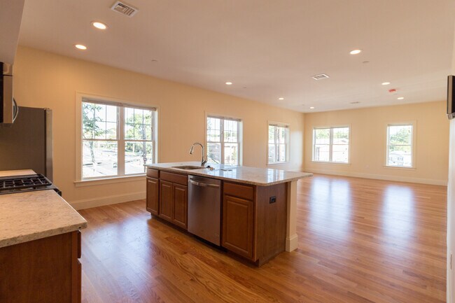 Photo - 5165 Washington St Unidad 11