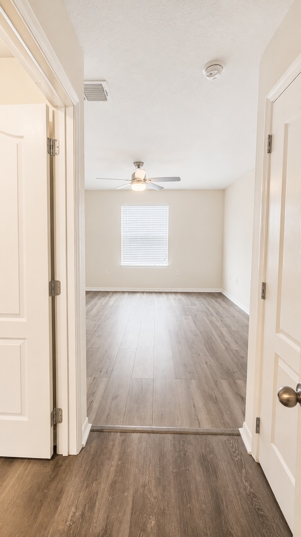 Photo - 233 Primrose Dr
