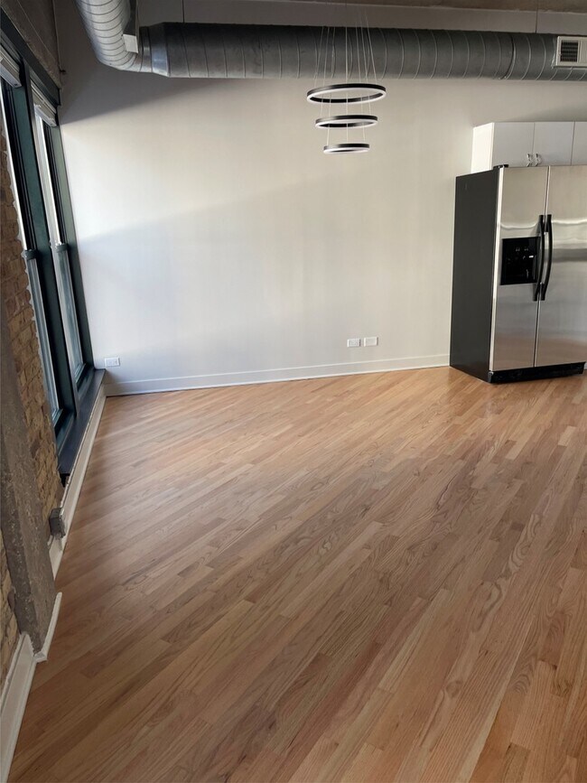 Photo - 411 W Ontario St Unit 616