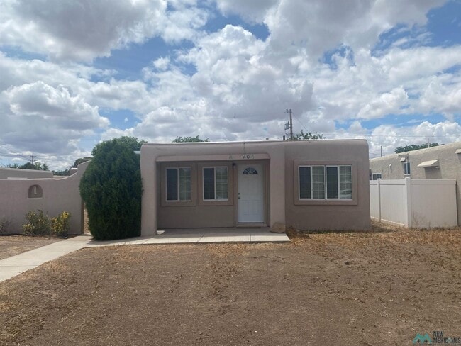 Building Photo - 906 Bullock Ct