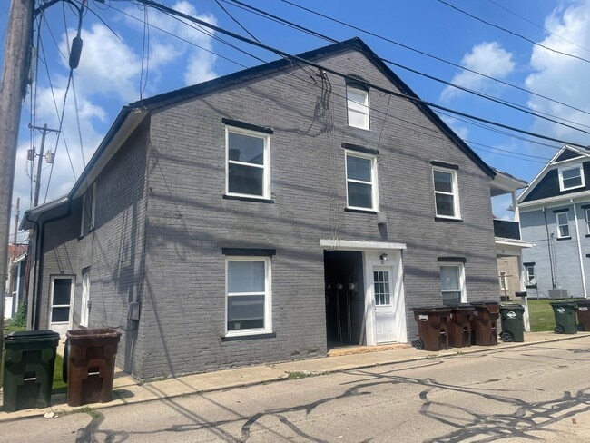 Building Photo - 48-52 N. Collier Street Unit Collier 50