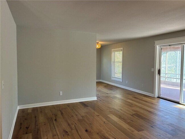 Photo - 1 Quantock Hills Dr