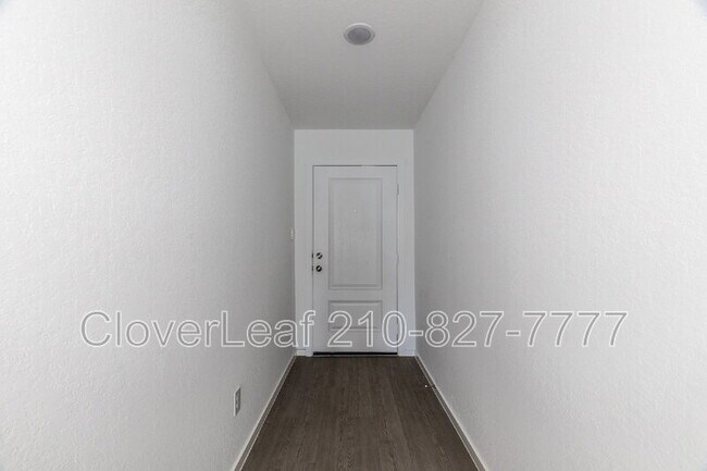 Photo - 706 Wolf Crest Blvd