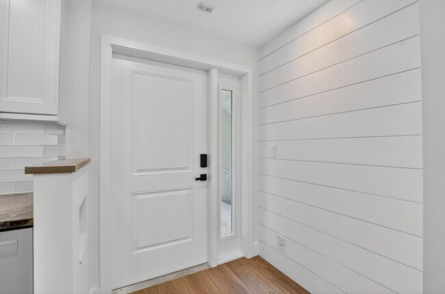 Photo - 769 Jeffery St Unit 201
