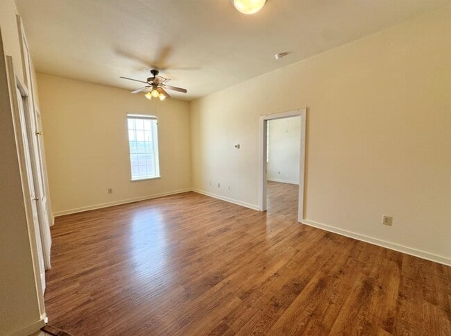 Building Photo - 104 Depot St Unit B Rental