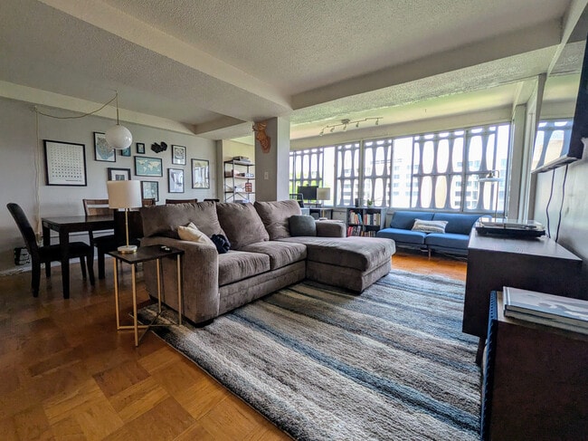 Building Photo - 1301 Delaware Ave SW Unit N607 Rental