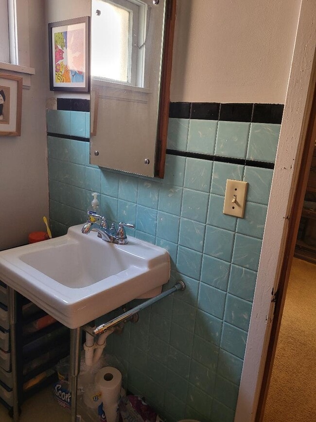 Photo - 2099 Lark St Unidad #4