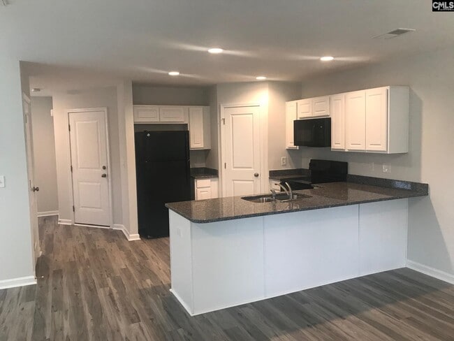 Photo - 1069 Roscoe Rd