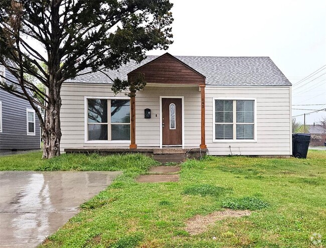 Building Photo - 645 NE 35th St Rental