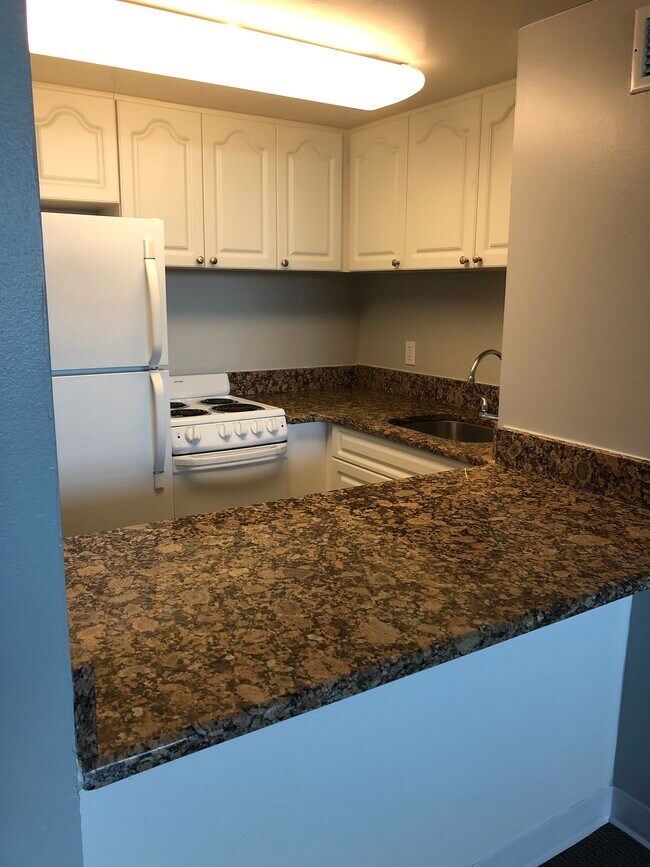 Serenity Towers on the St. John's Senior 55+ Apartments For Rent in Sanford, FL