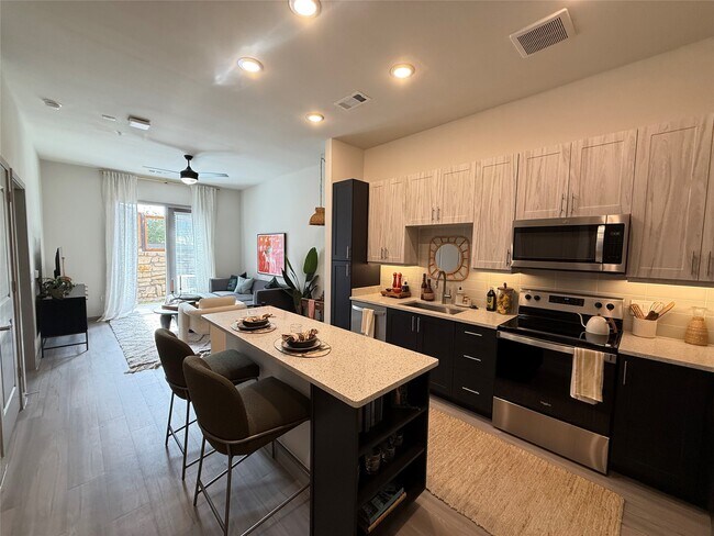 Photo - 11604 Stonehollow Dr Unidad A4.245