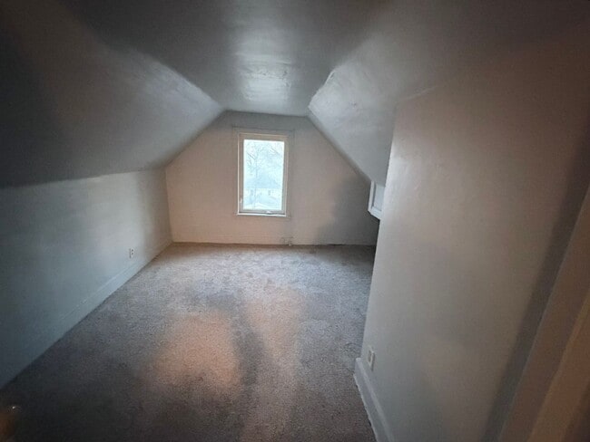 Photo - 2321 Dupont St Unit #3 - Upstairs