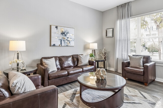 The Valor - 1BR, 1BA - 790SF - Living Room