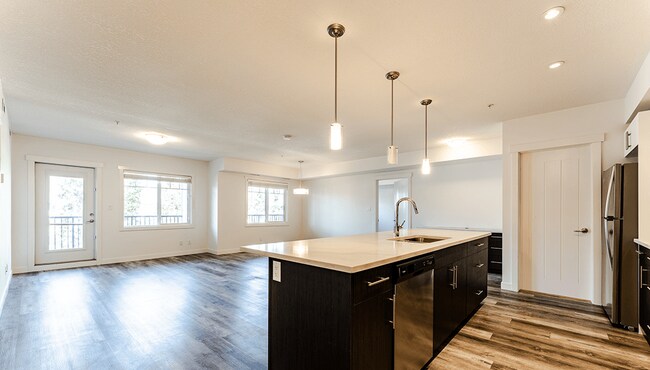 Photo - Nautical Luxury Suites at Summerside
