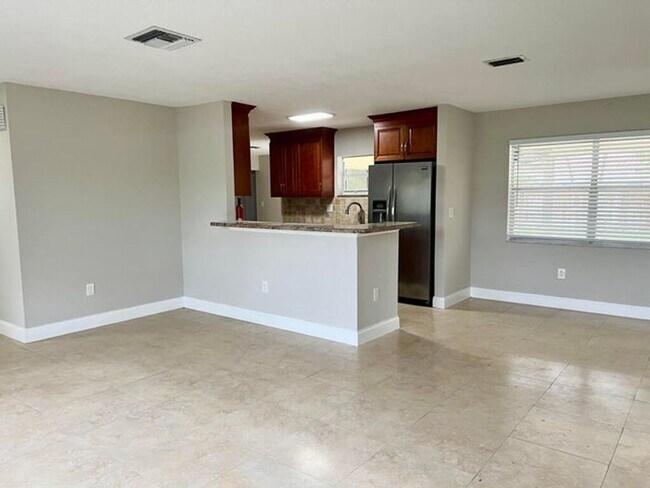 Photo - 3421 NW 25th Terrace